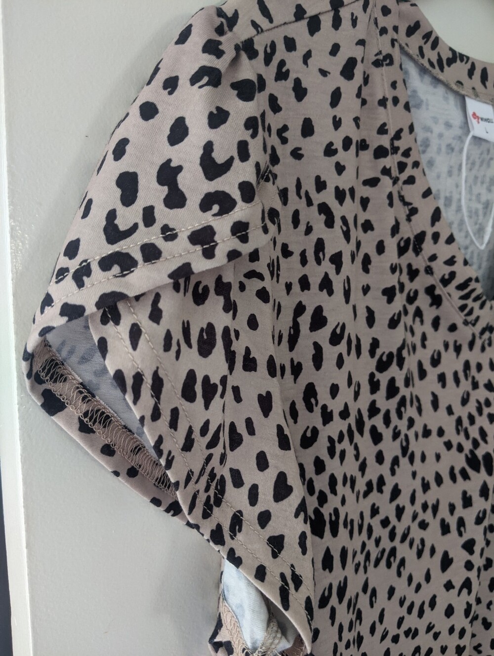 Leopard Tee - Picture 2 of 2